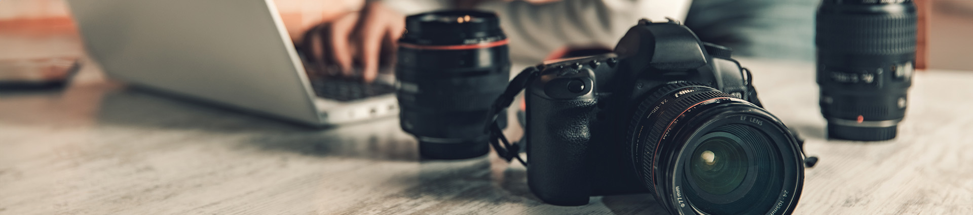 Servizio fotografico professionale e brochure dedicate